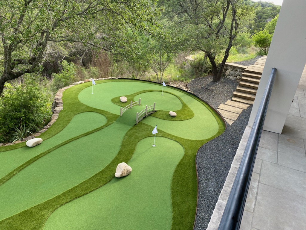 Use creative obstacles for your Pittsburgh mini golf course